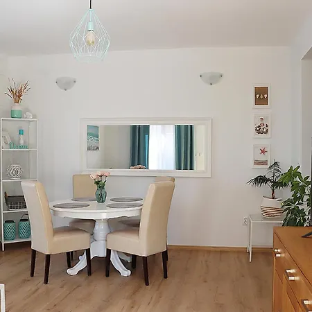 דירה Lovely In דראמליי